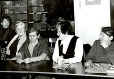 На читательской конференции по книге А.Н.Рыбакова "Дети Арбата". 1988 год