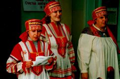 2003 год. Библиотеке - 50 лет. Выступают М.А. Селюк, Л.В. Девочкина, Н.А. Харина